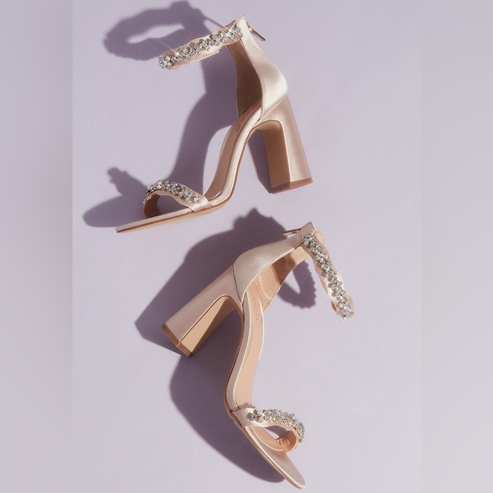 Badgley Mishka Size 9 Jeweled Nude Block Heel with Zipper Closure